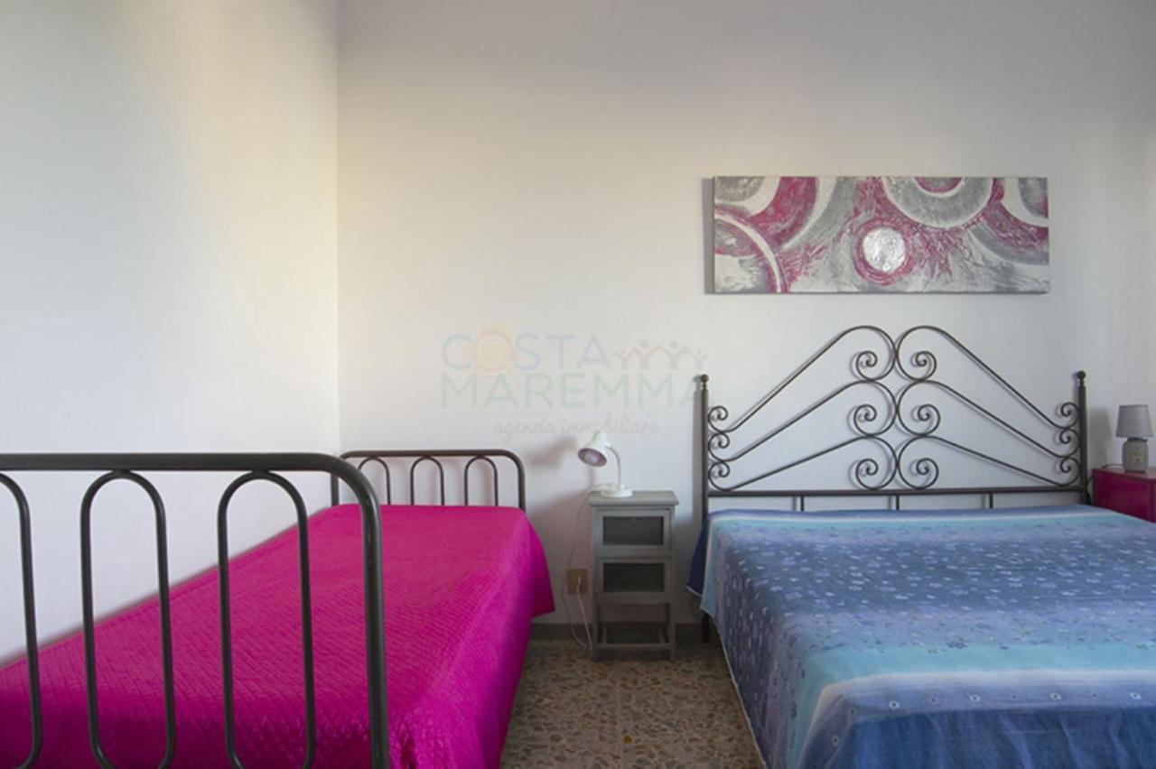 Pineta Di Ponente Villa Фолоника Екстериор снимка