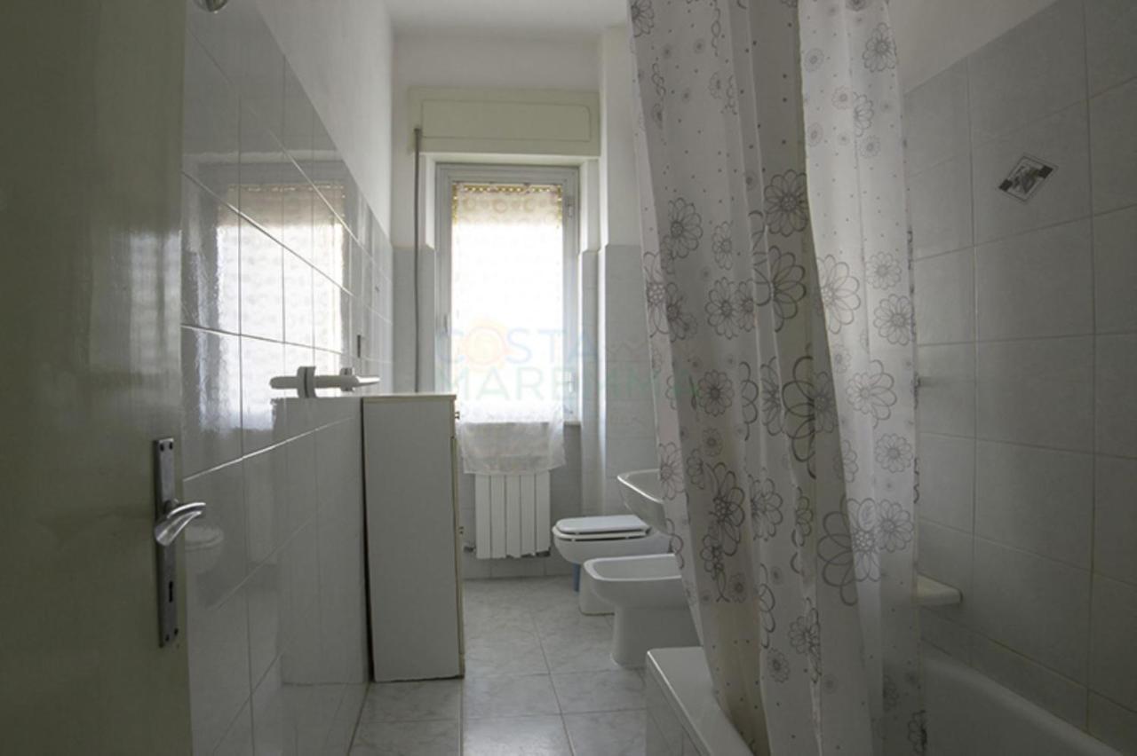 Pineta Di Ponente Villa Фолоника Екстериор снимка