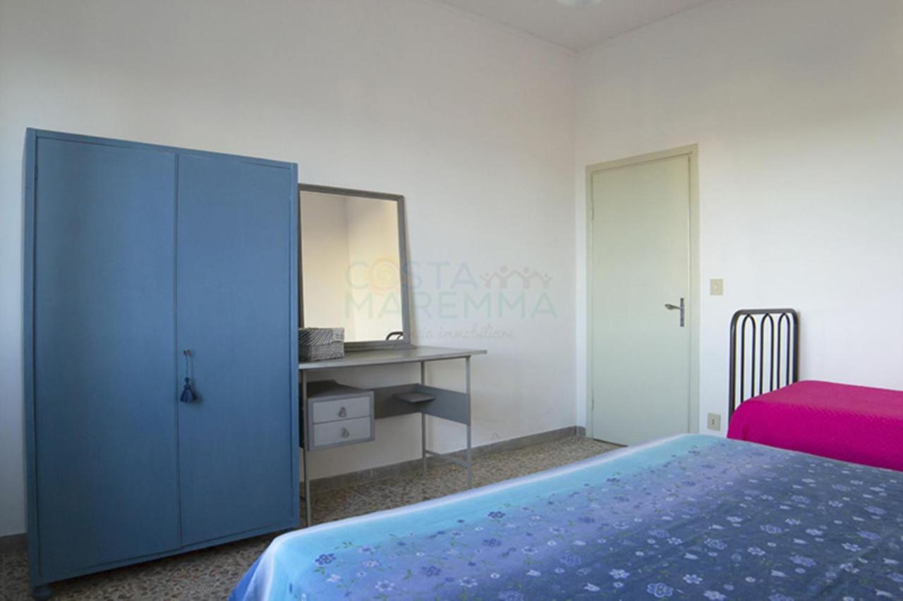 Pineta Di Ponente Villa Фолоника Екстериор снимка