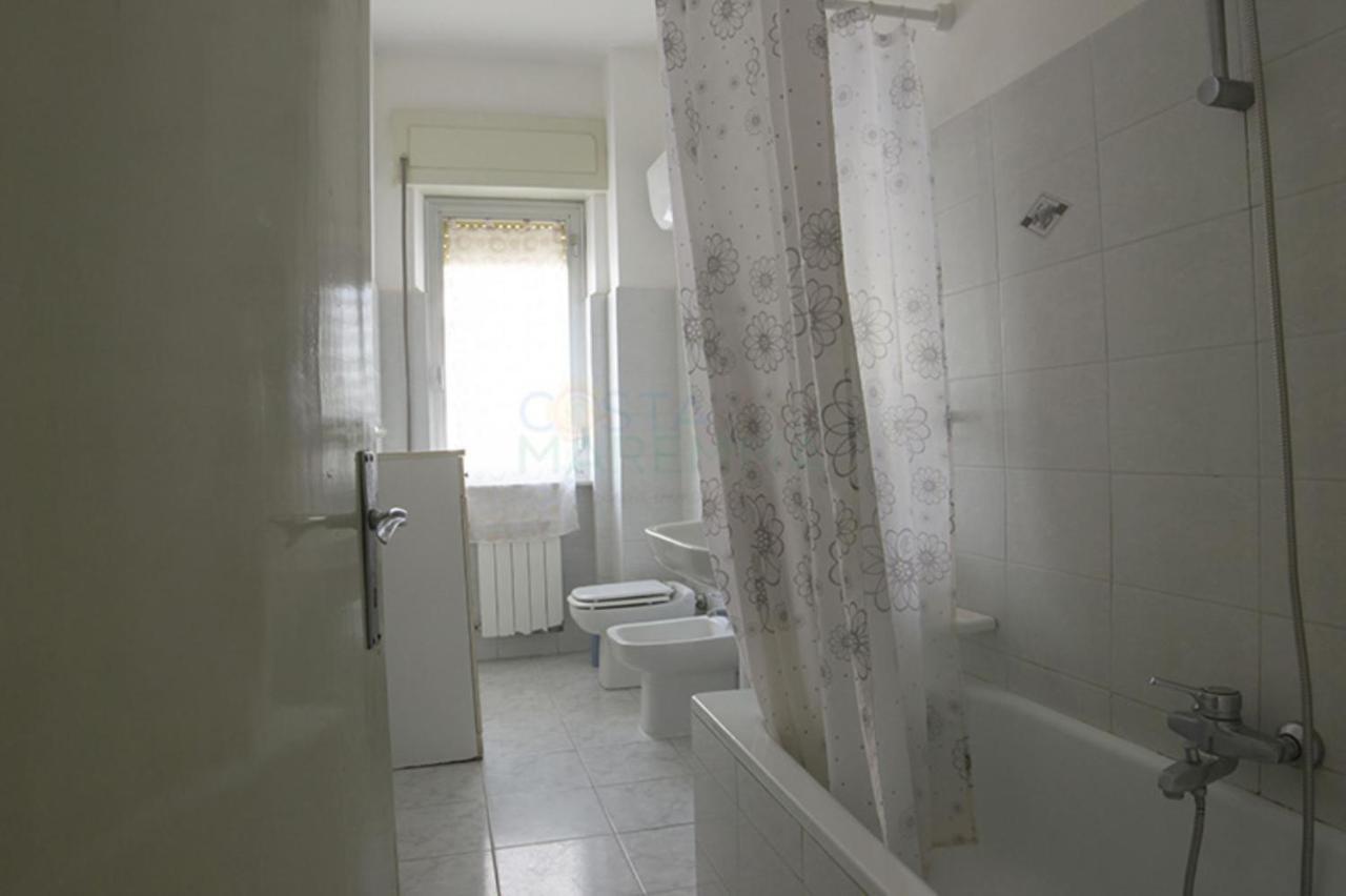 Pineta Di Ponente Villa Фолоника Екстериор снимка